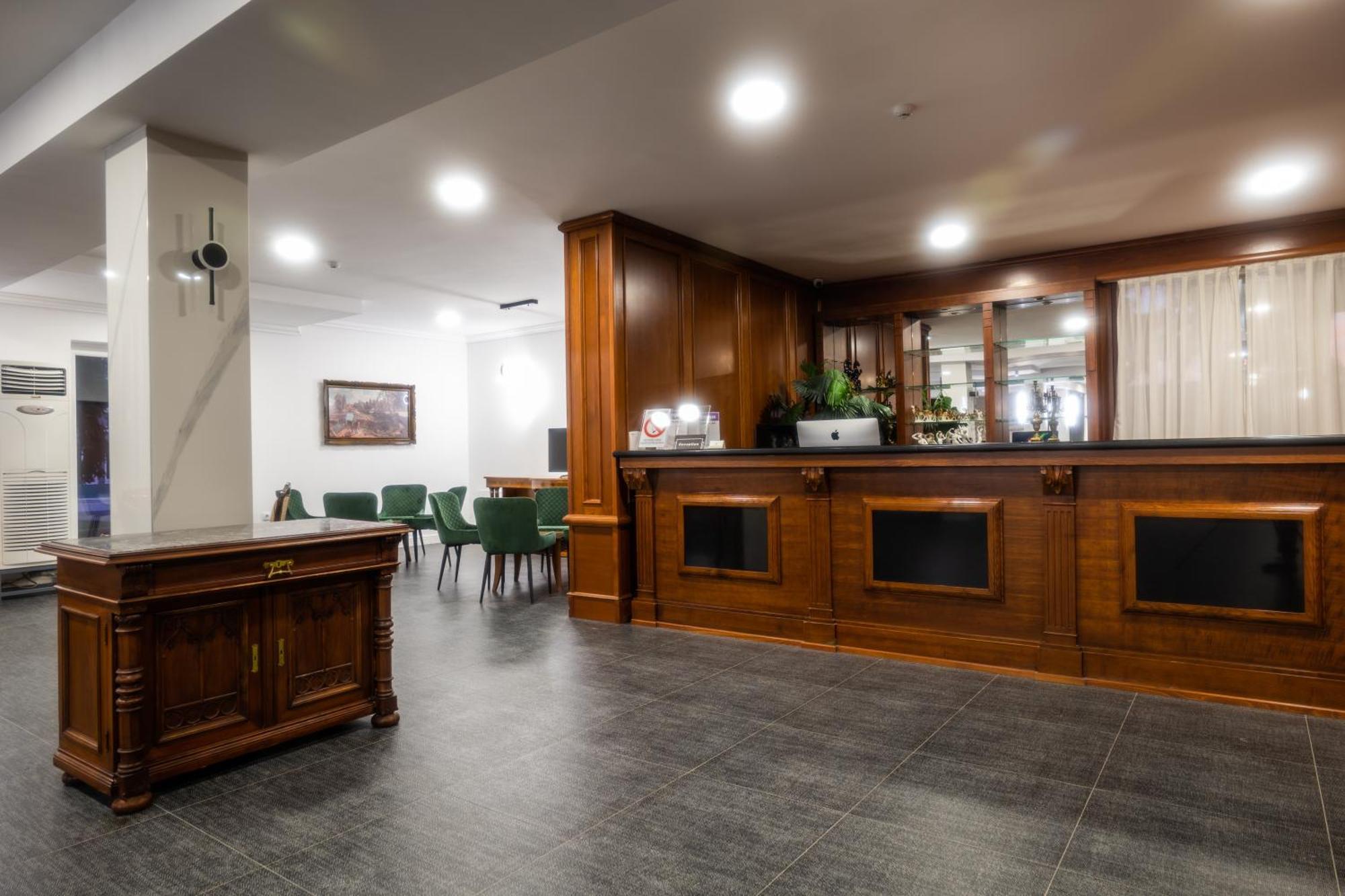 Kula Hotel Mio City מראה חיצוני תמונה