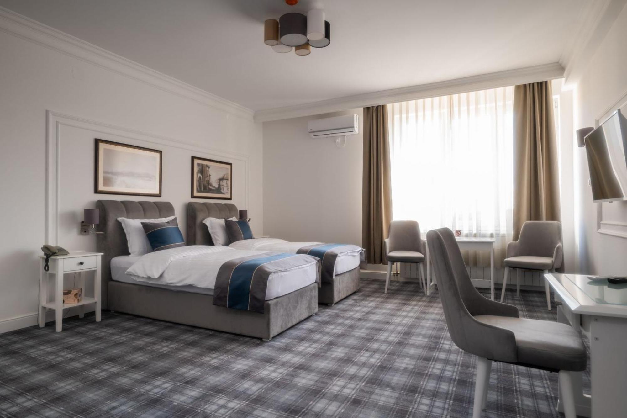 Kula Hotel Mio City מראה חיצוני תמונה