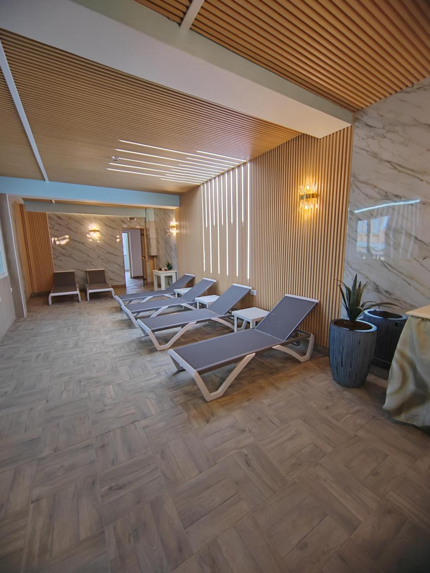 Kula Hotel Mio City מראה חיצוני תמונה