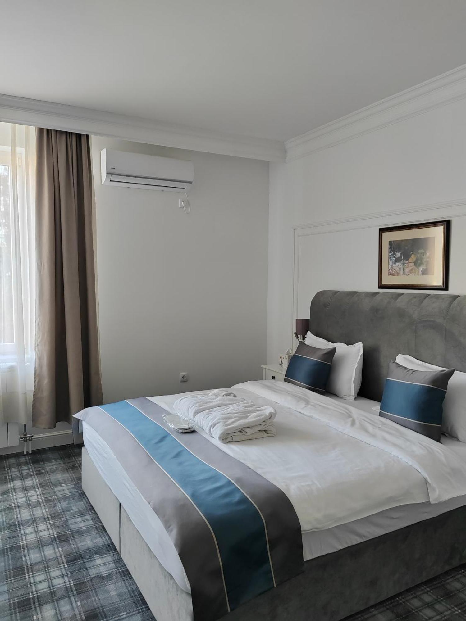 Kula Hotel Mio City מראה חיצוני תמונה